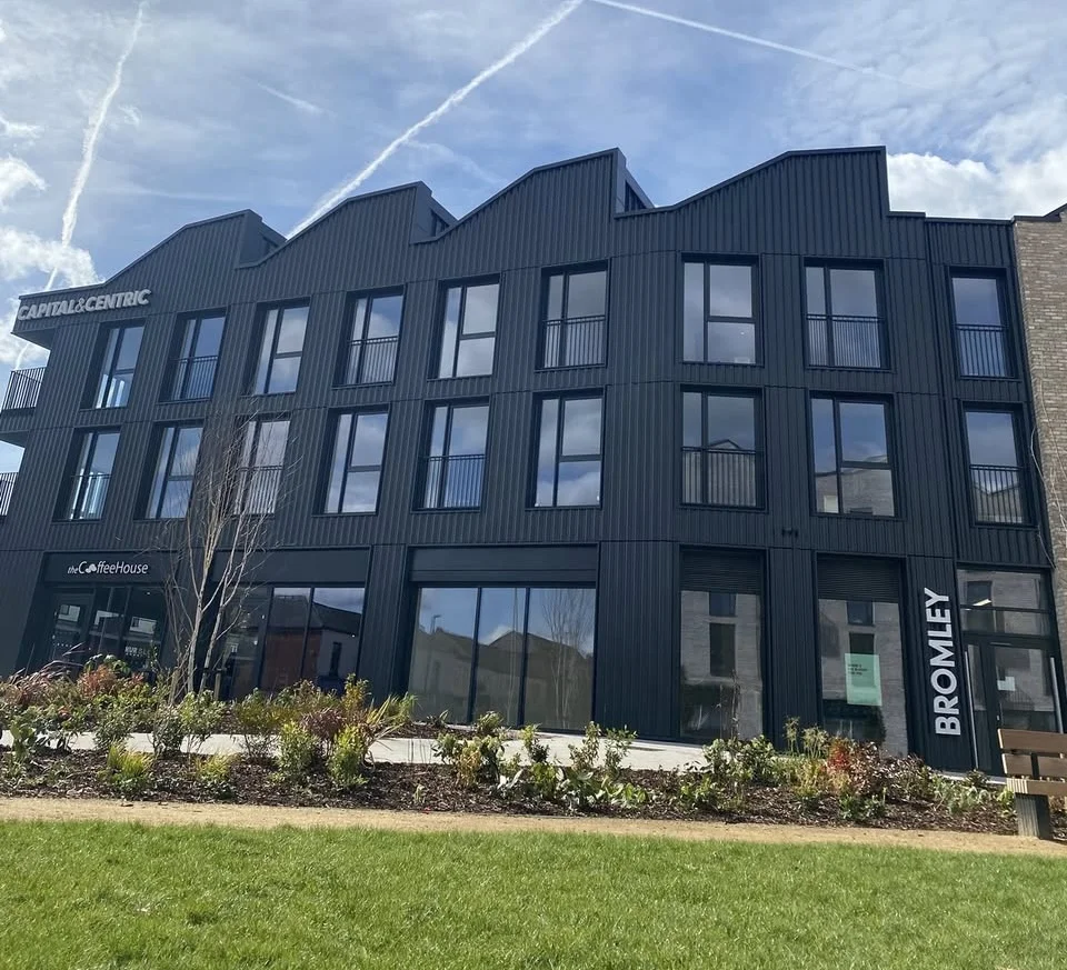 Cladding spraying, Manchester